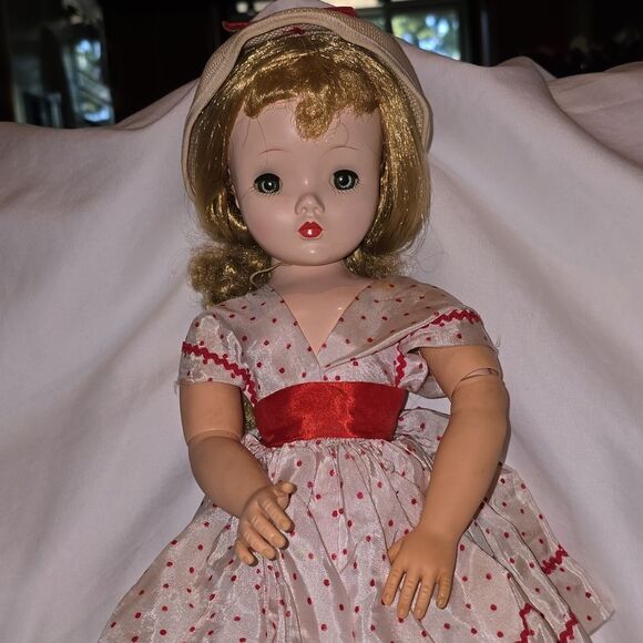 Vintage MADAME ALEXANDER 1950's Doll "Winnie" 20' H, Excellent Cond! - Picture 3 of 15